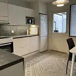 Spacious For 6 With Sauna Apartman